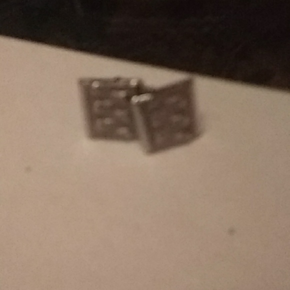Cufflinks - Picture 3 of 3